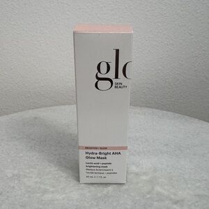 Glo Skin Beauty Hydra-Bright AHA Glow Mask — White with Pale Pink Accents